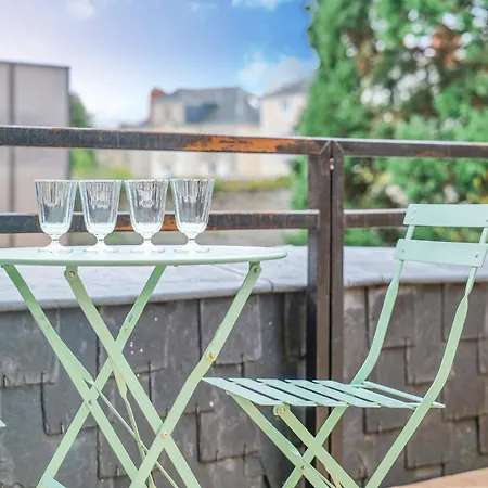 Διαμέρισμα Joli Avec Terrasse - Proche Chateau - 2 Personnes *