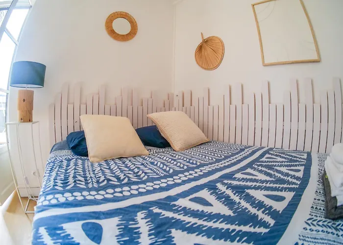 Joli Avec Terrasse - Proche Château - 2 Personnes * Angers